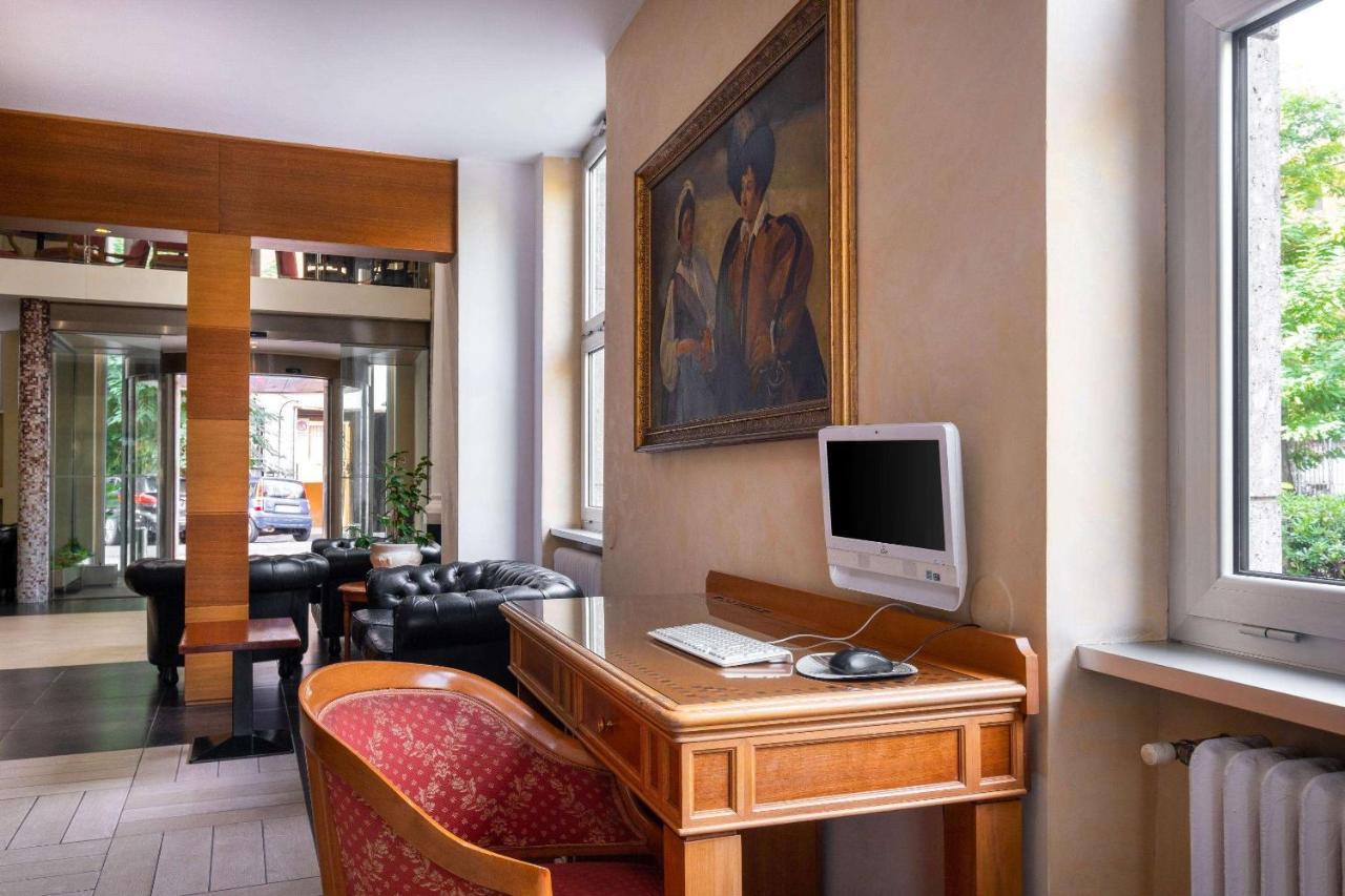 Quality Hotel Nova Domus Roma Exterior foto