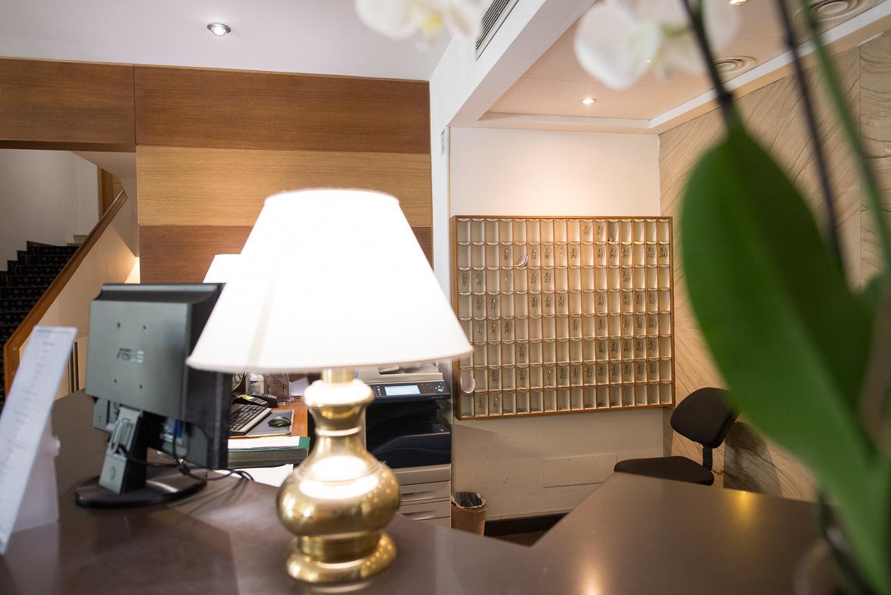 Quality Hotel Nova Domus Roma Exterior foto