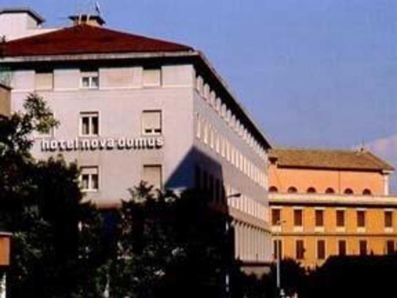 Quality Hotel Nova Domus Roma Exterior foto